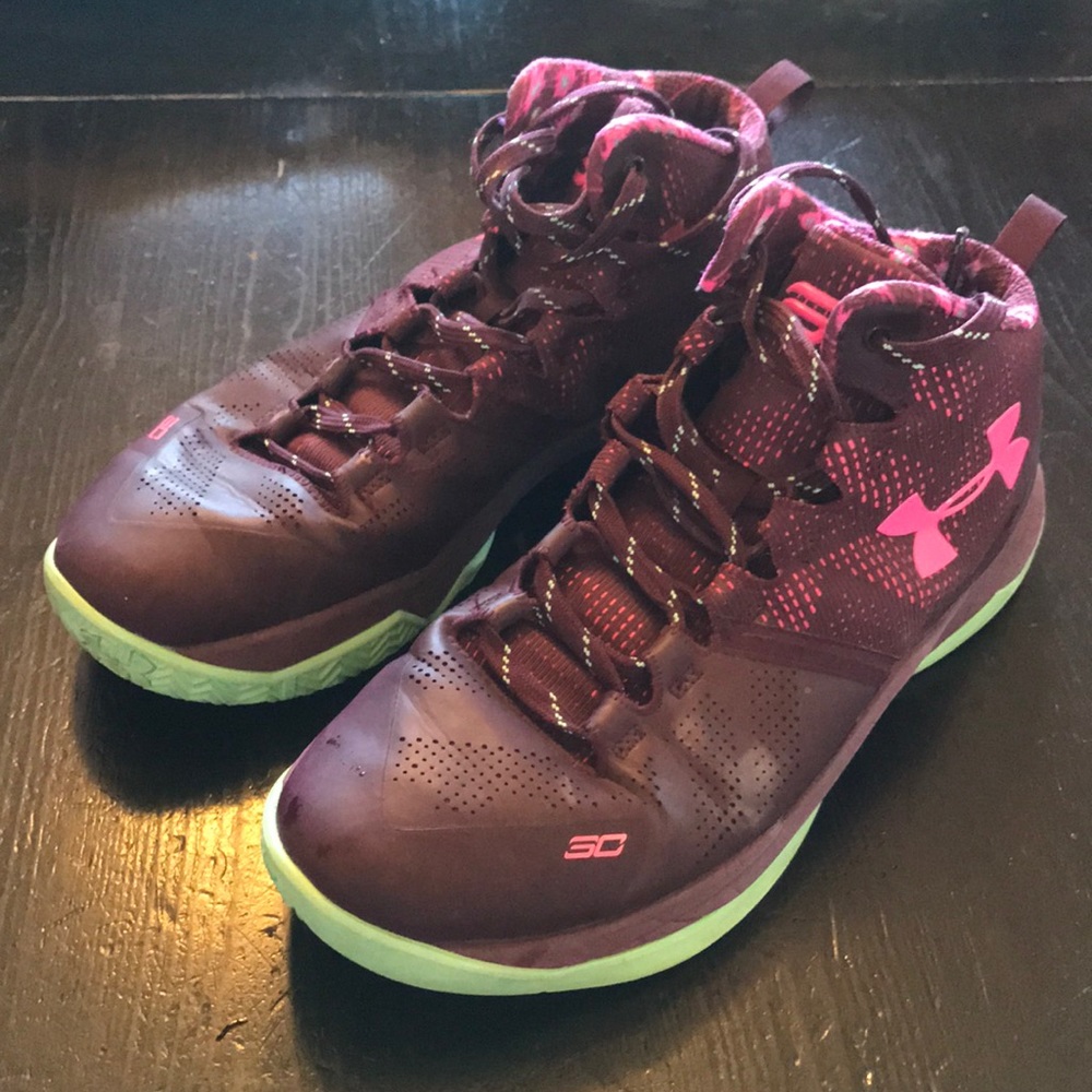 Under Armour athletic basketball shoes